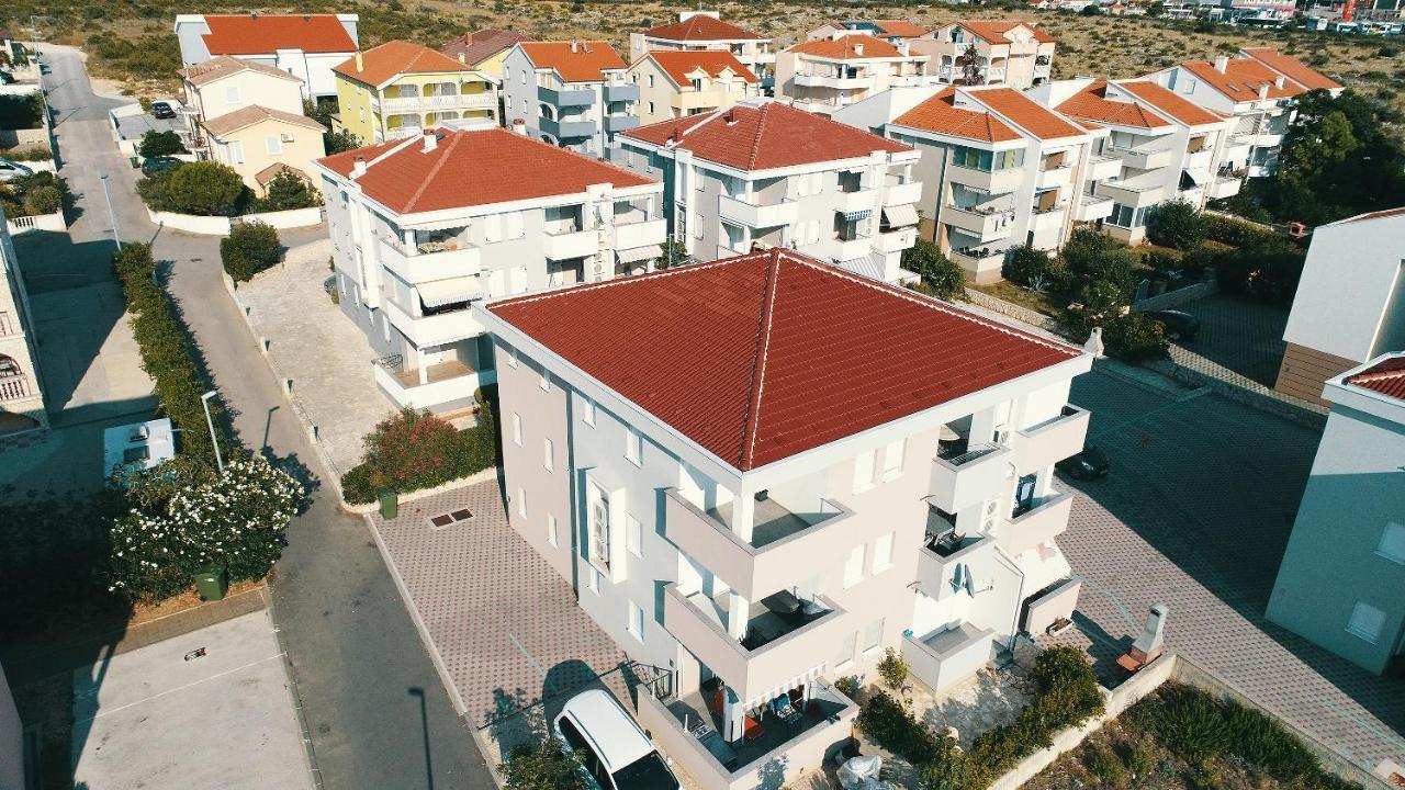 Apartment Dream Novalja Exterior foto